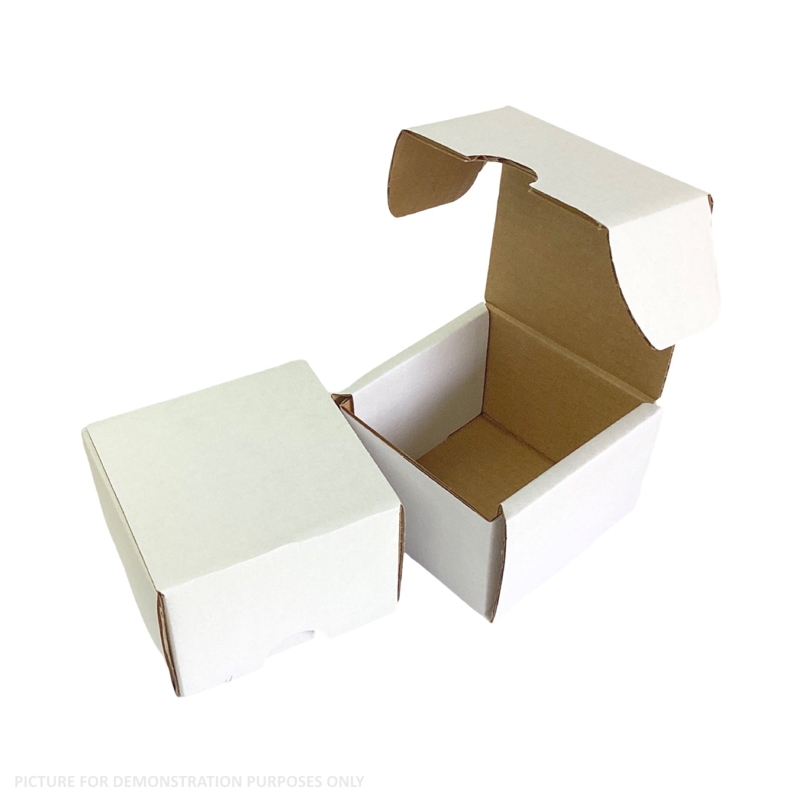 SPORT IMAGES - 200 Count Plain Trading Card Box - 1 BOX ONLY